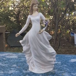 2003, Home Interiors and Gifts, porcelain Daphne doll